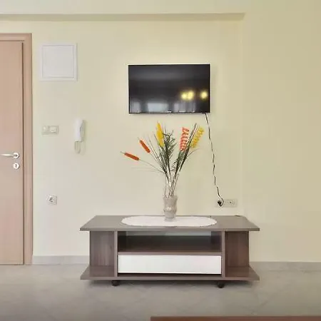 Mikuljan Apartment *