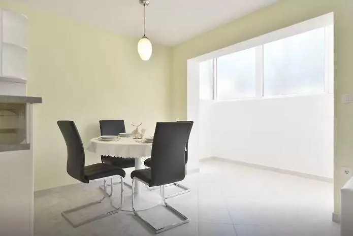 Appartement Mikuljan